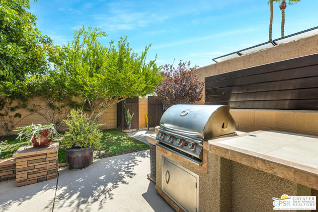 Built in BBQ