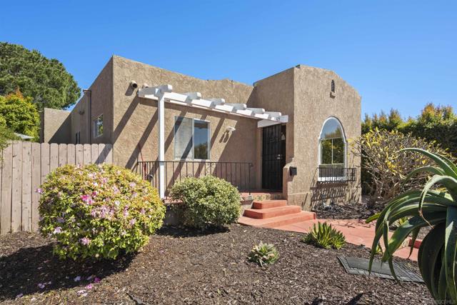 3527 Mississippi St, San Diego CA: https://media.crmls.org/mediaz/4ca29303-faa5-4adc-94b0-3955d5680737.jpg