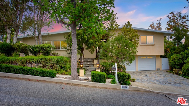 2516 Westridge Road, Los Angeles, California 90049, 5 Bedrooms Bedrooms, ,3 BathroomsBathrooms,Single Family Residence,For Sale,Westridge,25488547