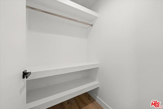 841 N Mccadden Pl, Los Angeles CA: https://media.crmls.org/mediaz/4ca2e1a5-072c-47f2-8bd4-ab28d859c117.jpg
