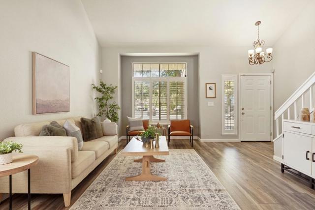 2610 Meadow Brook Lane, Tracy CA: https://media.crmls.org/mediaz/4ca2ea3e-4286-4994-a22f-e8ba9b66eca2.jpg