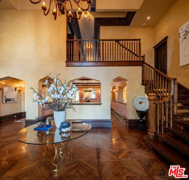 617 Alpine Drive, Beverly Hills, California 90210, 6 Bedrooms Bedrooms, ,8 BathroomsBathrooms,Single Family Residence,For Sale,Alpine,24467367