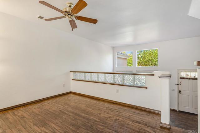 Detail Gallery Image 12 of 36 For 12916 Carmel Creek Rd, San Diego,  CA 92130 - 2 Beds | 2/1 Baths