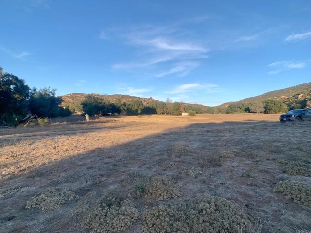 Detail Gallery Image 2 of 72 For 24352 Featherstone Canyon Rd, Lakeside,  CA 92040 - – Beds | – Baths