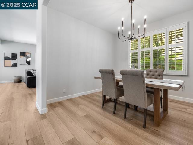 4430 Canyon Way, Martinez CA: https://media.crmls.org/mediaz/4ca6a39c-70fa-4610-8b1e-f3c8aab06c28.jpg