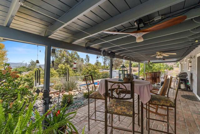 Detail Gallery Image 13 of 20 For 11635 Camino Del Tierra, Lakeside,  CA 92040 - 3 Beds | 2 Baths