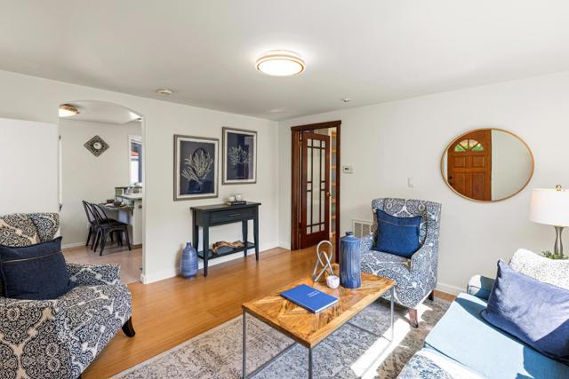212 Gilbert Avenue, Menlo Park CA: https://media.crmls.org/mediaz/4ca90692-f3e2-4e46-82b8-3d8bfea778d2.jpg