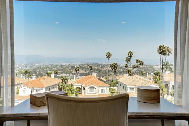 36 Coronado Pointe, Laguna Niguel CA: https://media.crmls.org/mediaz/4ca941c4-1b04-4e2d-91e6-f1cd2ab66477.jpg