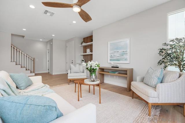 559 N Vulcan Ave, Encinitas CA: https://media.crmls.org/mediaz/4caa3644-dbe4-4e46-b7e1-e9764448988e.jpg