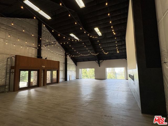 365 Mittry Lane, Lake Arrowhead CA: https://media.crmls.org/mediaz/4caa4f5b-713a-4203-b5a2-233646ba0143.jpg