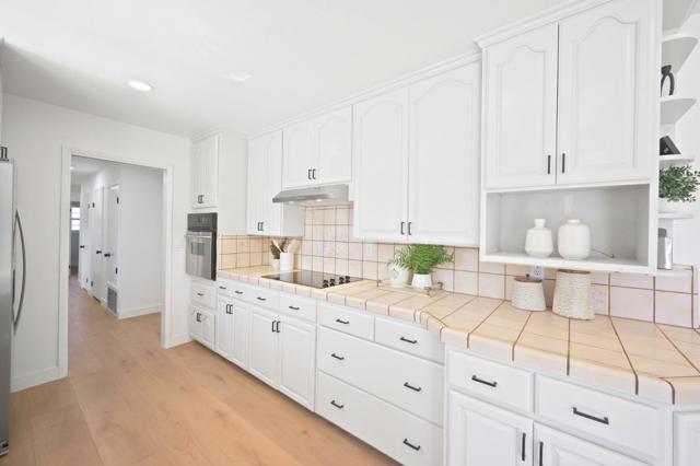 482 Radcliffe Drive, Santa Clara CA: https://media.crmls.org/mediaz/4caa5156-4c5f-45e5-b8ca-59dfddfcf4d8.jpg