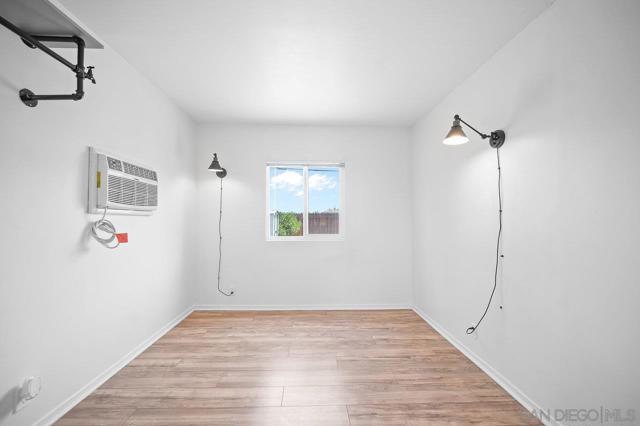 8787 Washington Avenue, La Mesa CA: https://media.crmls.org/mediaz/4caa5c27-8746-4e45-b9e4-3cb8986b22f0.jpg