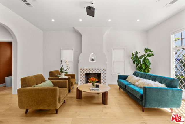 1225 California Avenue photo 4