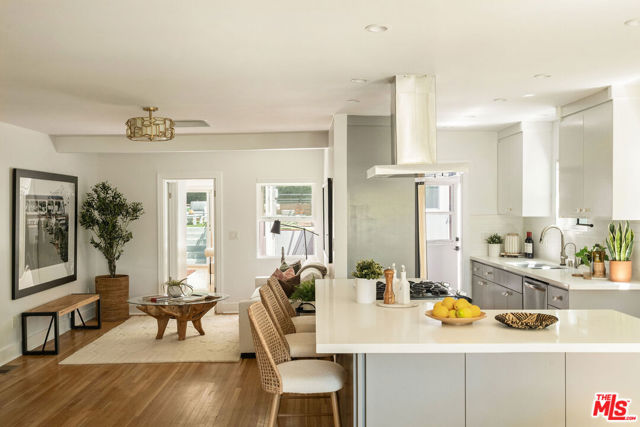 1414 N Coronado Terrace, Los Angeles CA: https://media.crmls.org/mediaz/4cab1143-b035-4028-be33-9c53fe1c315d.jpg