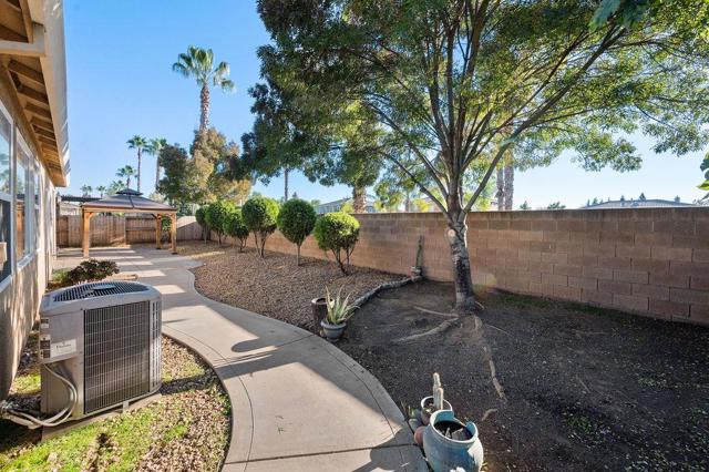 11447 Mirage Drive, Chowchilla CA: https://media.crmls.org/mediaz/4cab6493-0d74-4070-b63a-3136cf95a0d9.jpg