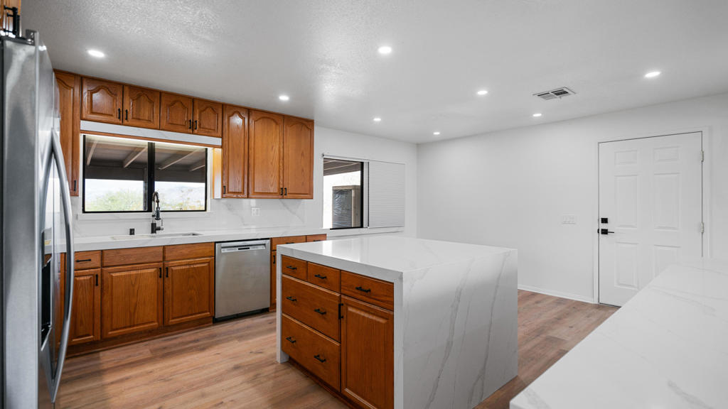 MLS #219138785DA image #4