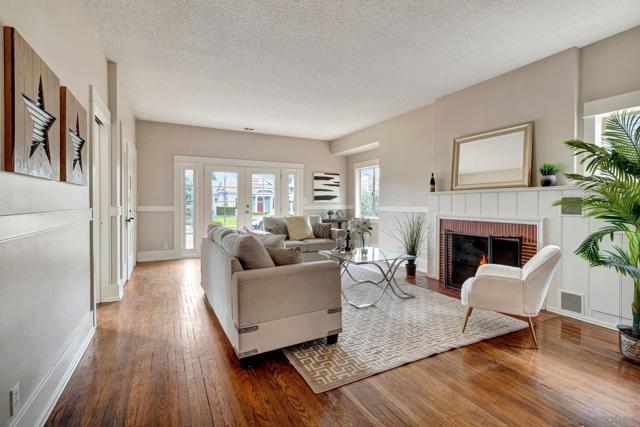 4232 Arden Way, San Diego CA: https://media.crmls.org/mediaz/4cacd46a-bc93-43ab-b480-c971b67c7bc4.jpg