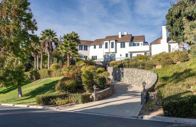 Listing Details for 17432 Calle Mayor, Rancho Santa Fe, CA 92067