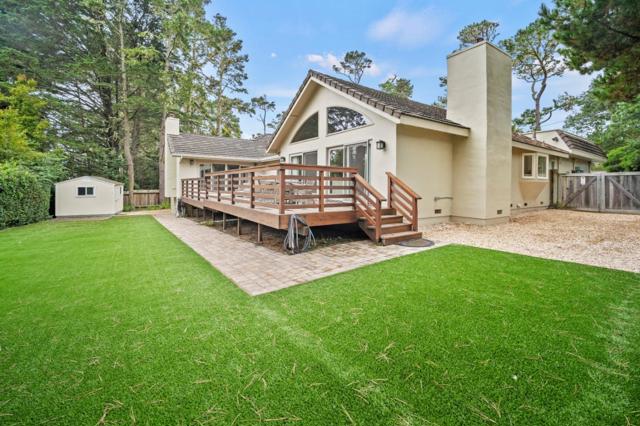 4055 Sunset Lane, Pebble Beach CA: https://media.crmls.org/mediaz/4cae6c44-0968-4140-80a1-85fc14f91ae9.jpg