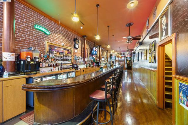 22519 Main St, Hayward CA: https://media.crmls.org/mediaz/4caf4e4c-7c2f-4506-aad3-7191ece5a049.jpg