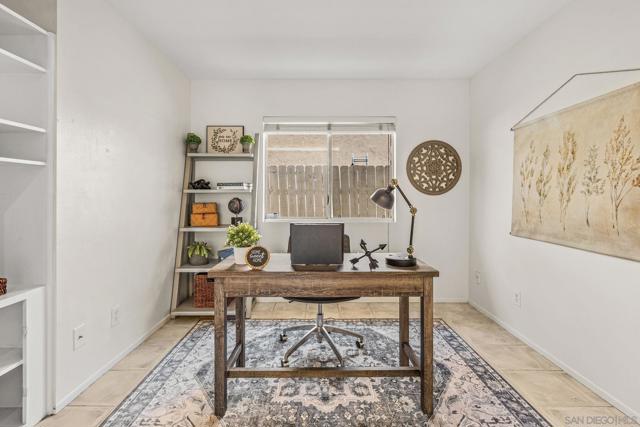 5341 Gooseberry Way, Oceanside CA: https://media.crmls.org/mediaz/4cafe12f-a952-4c1f-b9d3-36bfd77ddd61.jpg