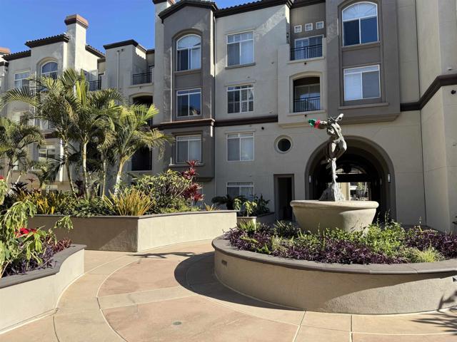 Detail Gallery Image 13 of 29 For 9237 Regents Road #K208,  La Jolla,  CA 92037 - 2 Beds | 2 Baths