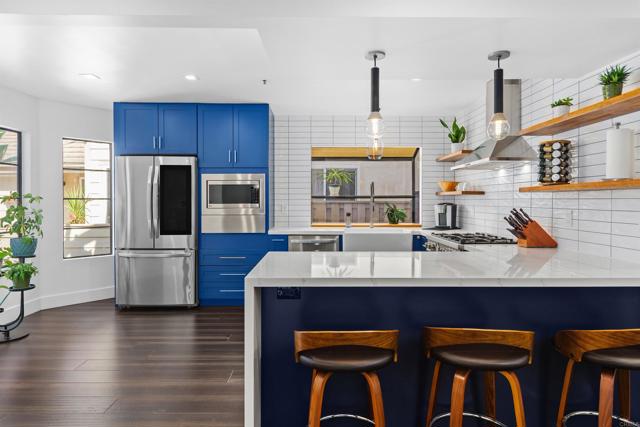 Detail Gallery Image 16 of 48 For 1922 Spyglass Cir, Vista,  CA 92081 - 4 Beds | 2/1 Baths