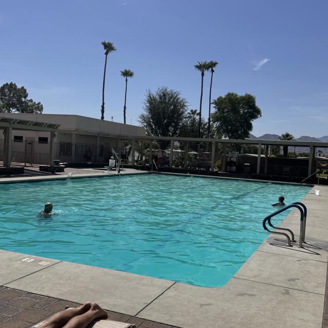 39880 Palm Greens Parkway, Palm Desert CA: https://media.crmls.org/mediaz/4cb14b3b-bfc6-45de-b106-a201fc1165f8.jpg