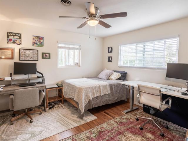 647 San Dieguito Dr., Encinitas CA: https://media.crmls.org/mediaz/4cb20505-cf1c-4e2c-82c7-74e29515e171.jpg