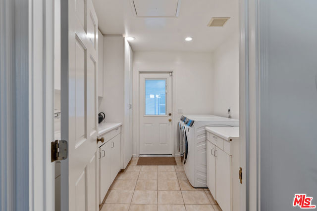 Drew Fenton | 11806 Bellagio Road Los Angeles CA | MLS: 7579537 Drew Fenton | 11806 Bellagio Road Los Angeles CA | MLS: 7579537