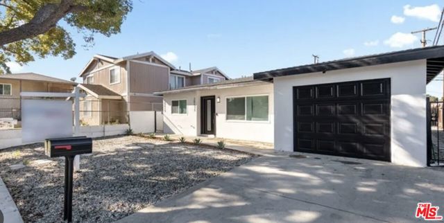 Image 2 for 20611 Arline Ave, Lakewood, CA 90715