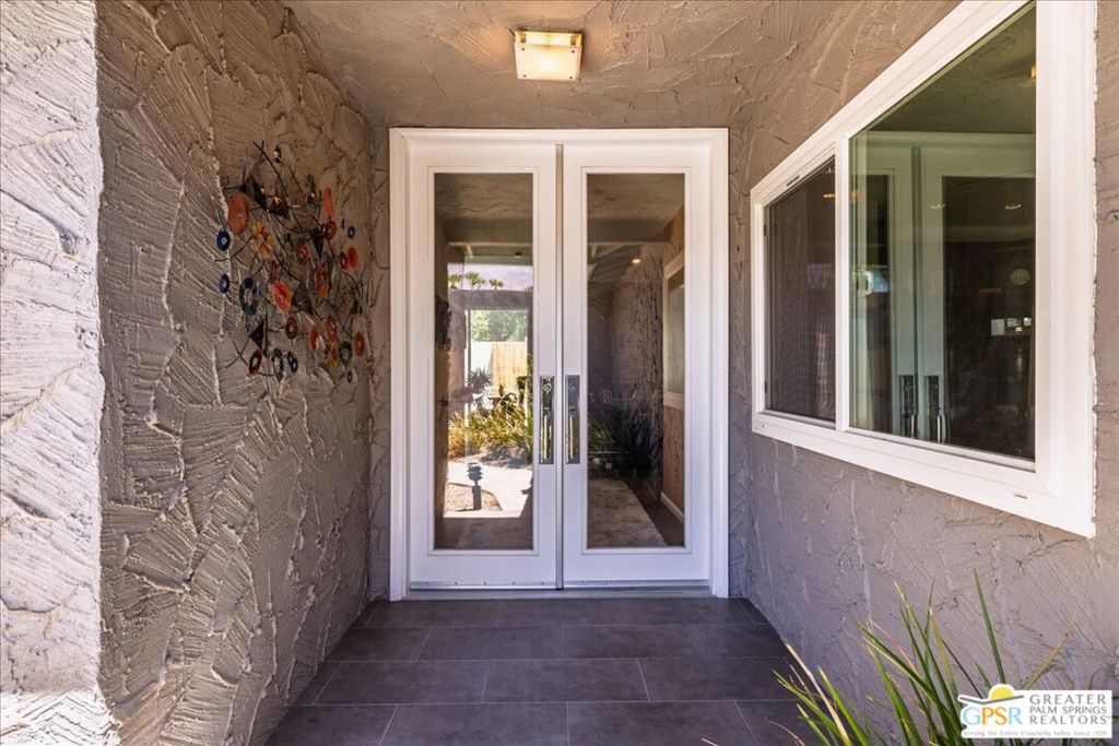 MLS #25573353PS img 4