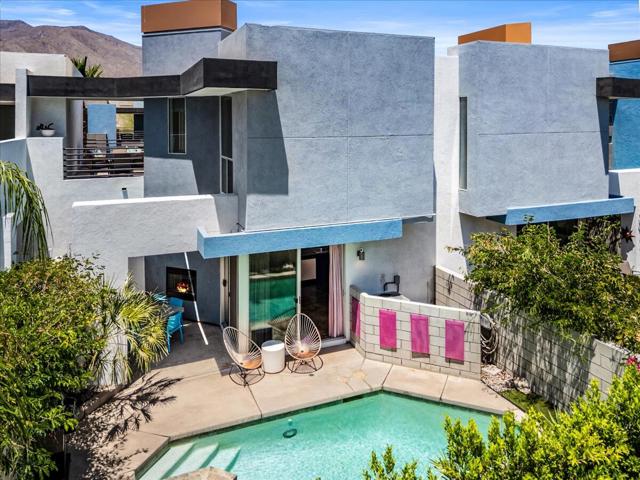 3552 Melody Lane, Palm Springs CA: https://media.crmls.org/mediaz/4cb3fe8d-c3df-426e-a91d-1d5bcb15757c.jpg