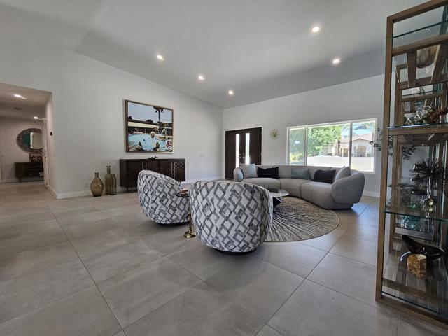 72278 Barbara Drive, Rancho Mirage CA: https://media.crmls.org/mediaz/4cb4838f-d8ab-4e07-8f05-3537351603ca.jpg