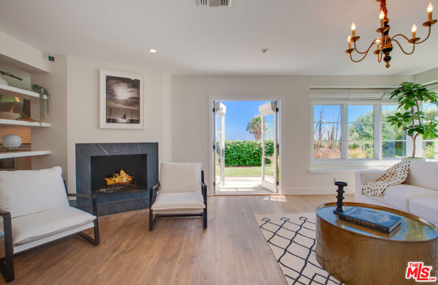 3738 Malibu Country Drive photo 7