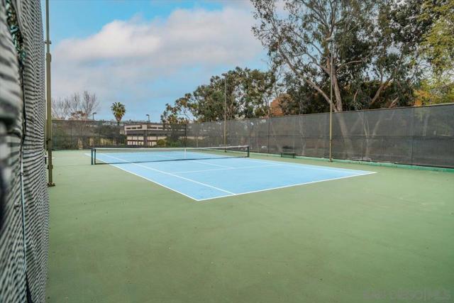 1621 Hotel Circle S, San Diego CA: https://media.crmls.org/mediaz/4cb5a4c4-6882-46d0-87c9-0237e326ac7a.jpg