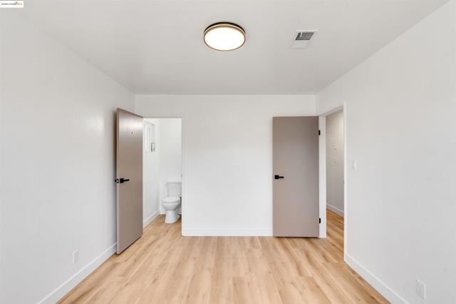 1908 New Jersey St, Fairfield CA: https://media.crmls.org/mediaz/4cb6c9b9-7cff-453b-9b90-b4b4d3173adc.jpg