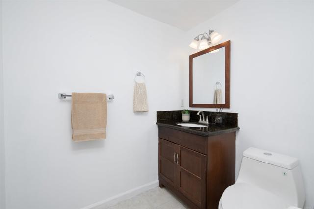 Detail Gallery Image 18 of 31 For 4273 Rockport Bay Way, Oceanside,  CA 92058 - 2 Beds | 1/1 Baths