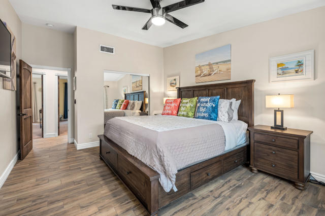 1289 E Caleta Way, Palm Springs CA: https://media.crmls.org/mediaz/4cb72587-a1ae-4262-beb7-240a8485aa48.jpg
