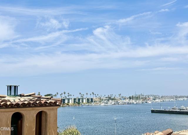 268 Sunset Drive, Oxnard CA: https://media.crmls.org/mediaz/4cb85fc2-4da6-4ea6-93d5-852ee406e7dd.jpg