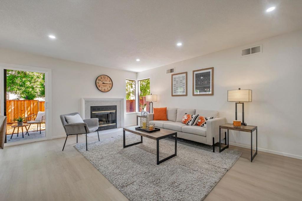 941 Huntington