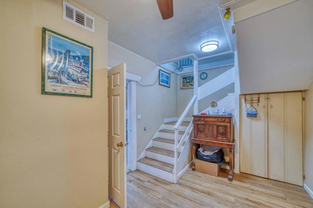 1117 Garner Avenue, Salinas CA: https://media.crmls.org/mediaz/4cb9601e-d72b-4357-80e2-cb4c6ddbf0ec.jpg