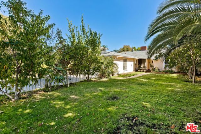 6208 Mary Ellen Avenue photo 3