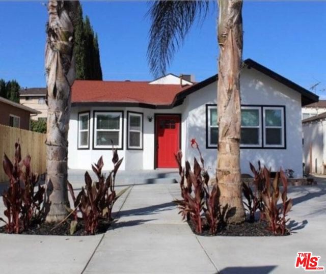 4031 Brunswick Avenue, Los Angeles CA: https://media.crmls.org/mediaz/4cbbc2e6-ae4f-4e47-ade1-c4e302ca5f44.jpg