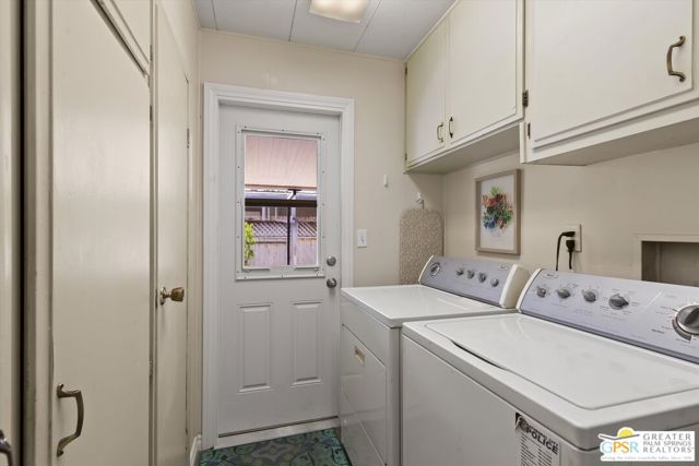 169 Avenida Orontes, Cathedral City CA: https://media.crmls.org/mediaz/4cbc12a6-985f-4e55-8ea7-c8567e588026.jpg