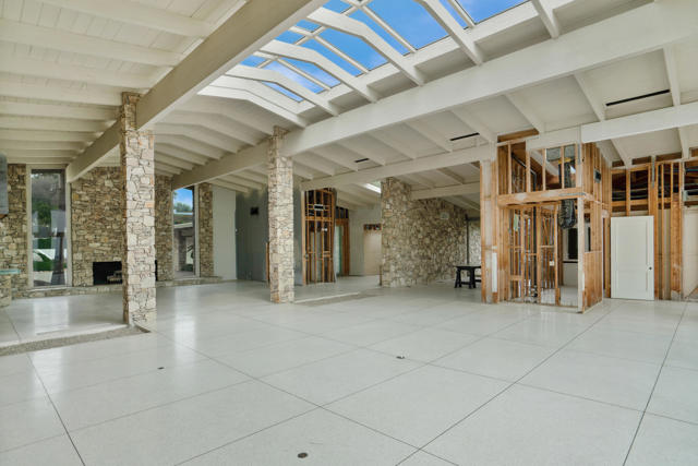 925 W Coronado Avenue, Palm Springs, CA 92262