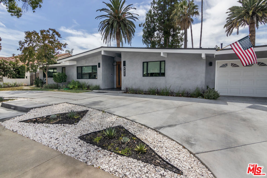 4821 Heaven Avenue — image 1