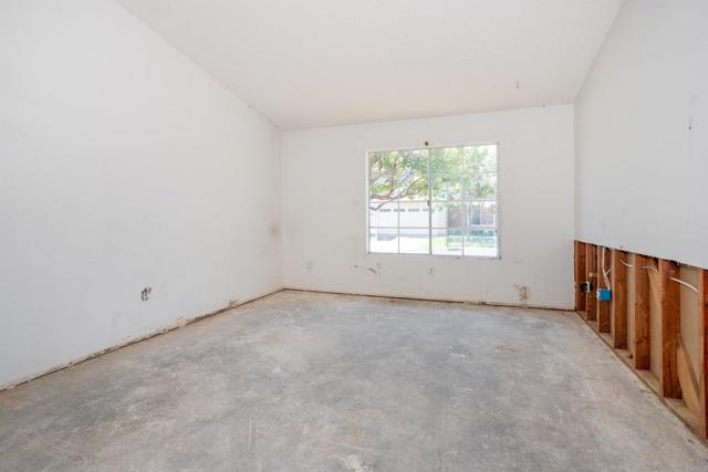 Detail Gallery Image 10 of 25 For 4526 Hartford Pl, Carlsbad,  CA 92010 - 2 Beds | 2 Baths