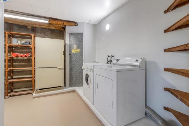 6919 Wilson Way, El Cerrito CA: https://media.crmls.org/mediaz/4cc1c243-1f59-49b6-bf0f-160307438dd6.jpg