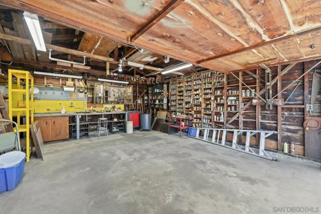1432 E 20th St, National City CA: https://media.crmls.org/mediaz/4cc1c6bd-c9ce-4a06-abdc-a13bb942e8c8.jpg